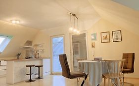 OTTOC Ferienwohnung